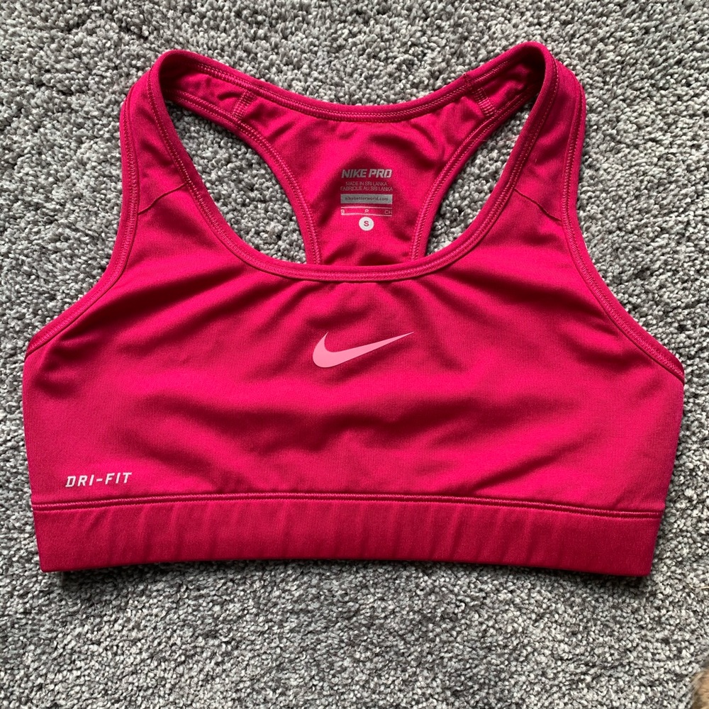 Nike Pro Sports Bra